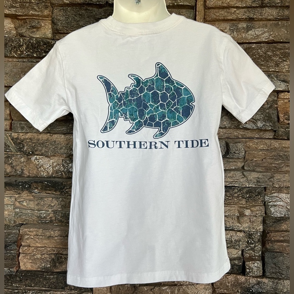 Southern Tide White Shorts Classic Style
